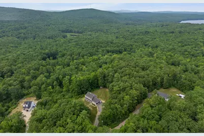 10 Vivs Way, Raymond, ME 04071 - Photo 19