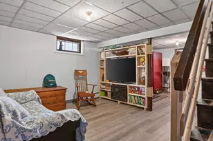 147 Rowe Ave, Portland, ME 04102 - Photo 23