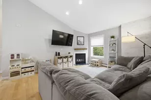 33 Gray Rd, Cumberland, ME 04021 - Photo 11