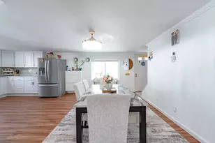 25 Green St, Saco, ME 04072 - Photo 7