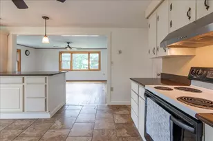 689 West St, Rockport, ME 04856 - Photo 9