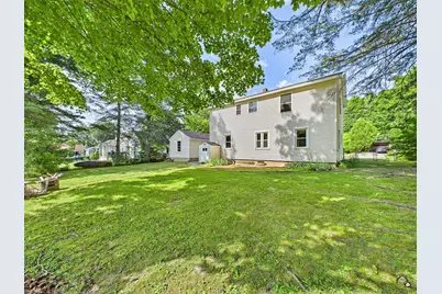 18 Fairview Court, Auburn, ME 04210 - Photo 5