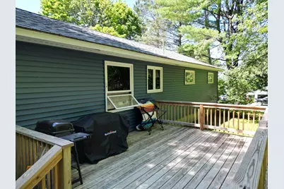 46 Edwards Street, Lincoln, ME 04457 - Photo 3