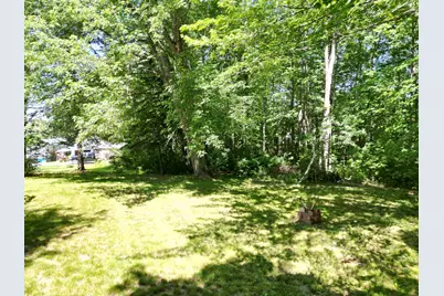 46 Edwards Street, Lincoln, ME 04457 - Photo 21