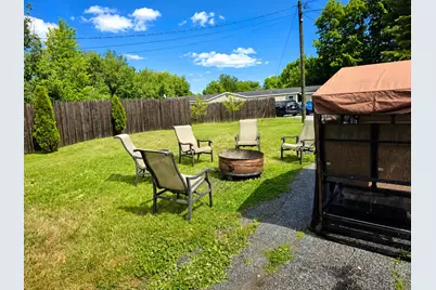 1211 N Main Street, Winterport, ME 04496 - Photo 5