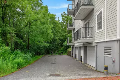 24 Brackett Street #1, Portland, ME 04102 - Photo 5