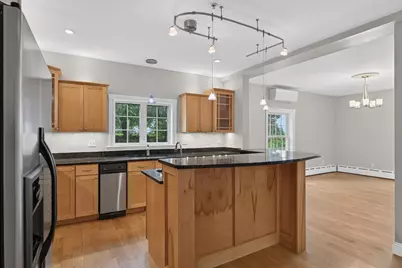 24 Brackett Street #1, Portland, ME 04102 - Photo 15