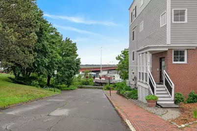 24 Brackett Street #1, Portland, ME 04102 - Photo 7