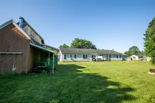 33 Manning Dr, West Gardiner, ME 04345 - Photo 9