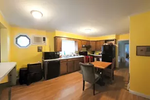 14 New York St, Millinocket, ME 04462 - Photo 7