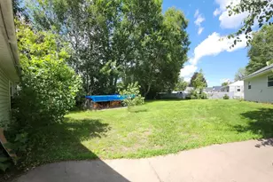 14 New York St, Millinocket, ME 04462 - Photo 43