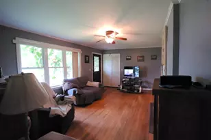 14 New York St, Millinocket, ME 04462 - Photo 9