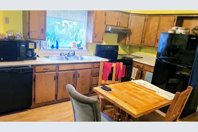 14 New York Street, Millinocket, ME 04462 - Photo 3