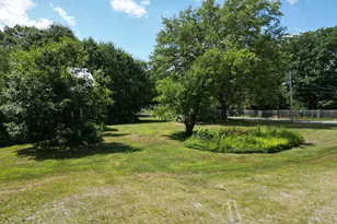 685 Mohawk Rd, Lincoln, ME 04457 - Photo 21