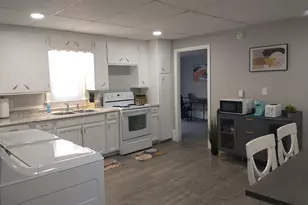 20 Temple St, Auburn, ME 04210 - Photo 5
