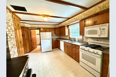 235 Washburn Street, Caribou, ME 04736 - Photo 9