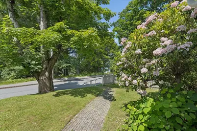 23 Manchester Road, Mount Desert, ME 04662 - Photo 3
