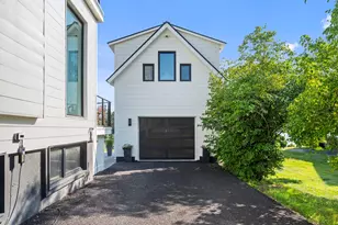 31 Water St, Kittery, ME 03904 - Photo 11
