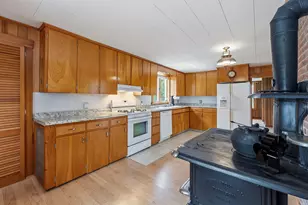 140 Beech Ridge Rd, York, ME 03909 - Photo 9