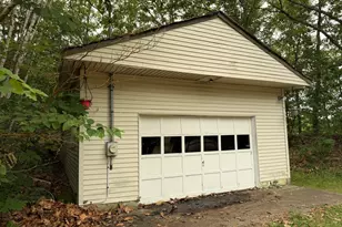 21 7th St, Auburn, ME 04210 - Photo 11