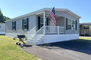 1048 Sabattus St, Lewiston, ME 04240 - Photo 23