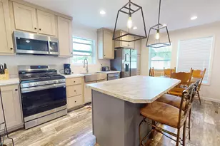 1048 Sabattus St, Lewiston, ME 04240 - Photo 7