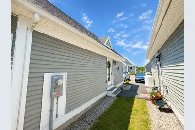 994 Portland Road #20, Saco, ME 04072 - Photo 7