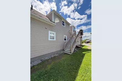 42 Pleasant Street, Lewiston, ME 04240 - Photo 5