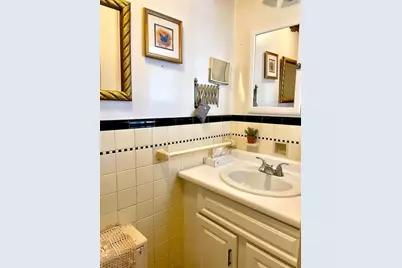 136 Silver Street, Waterville, ME 04901 - Photo 11