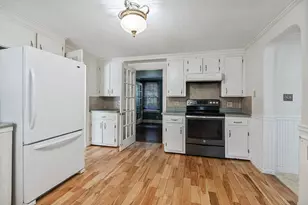 136 Silver St, Waterville, ME 04901 - Photo 9