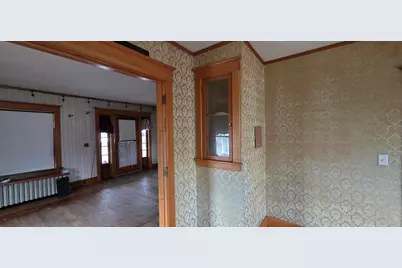 172 Maine Avenue, Millinocket, ME 04462 - Photo 9
