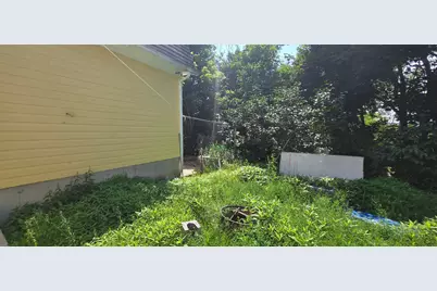 172 Maine Avenue, Millinocket, ME 04462 - Photo 3