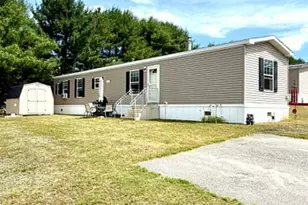 21 Purington Ave, Mechanic Falls, ME 04256 - Photo 1