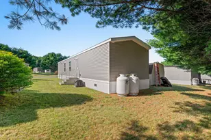 21 Purington Ave, Mechanic Falls, ME 04256 - Photo 23