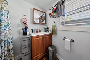 28 Park St, Lisbon, ME 04250 - Photo 31