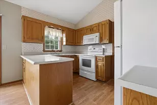 56 Old Carriage Rd, Auburn, ME 04210 - Photo 27