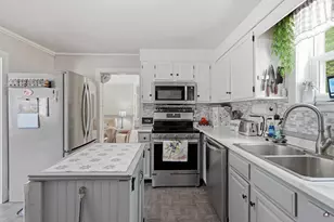 840 Oakland Rd, Belgrade, ME 04917 - Photo 13
