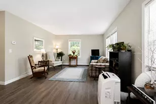 17 Clearview Dr, Scarborough, ME 04074 - Photo 3