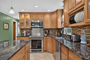 55 Hanna Dr, Waterboro, ME 04030 - Photo 5