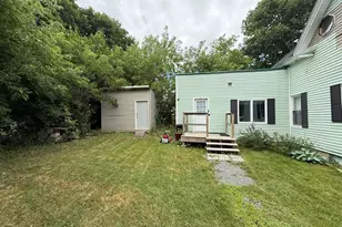 28 Bodwell St, Old Town, ME 04468 - Photo 3