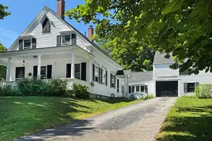 79 Elm St, Gardiner, ME 04345 - Photo 5