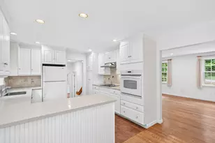 100 Mistic Ave, Rockport, ME 04856 - Photo 9