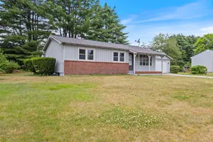 8 Elaine Dr, Brunswick, ME 04011 - Photo 3