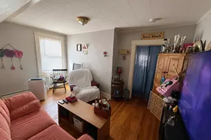 21 Elm St, Lewiston, ME 04240 - Photo 9