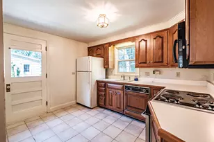 38 Lucas St, Portland, ME 04102 - Photo 27