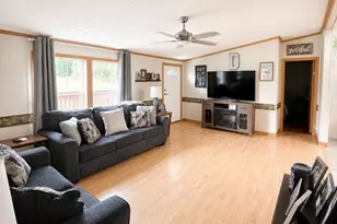 8 Nutter St, Mars Hill, ME 04758 - Photo 9