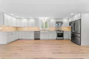 256 Berwick Rd, Ogunquit, ME 03907 - Photo 5
