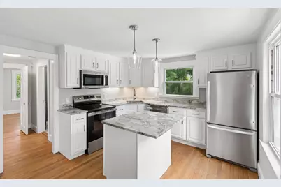 19 Fairlawn Avenue, Westbrook, ME 04092 - Photo 5