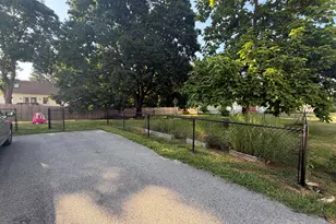 1747 Forest Ave, Portland, ME 04103 - Photo 19