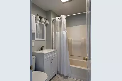 1747 Forest Avenue, Portland, ME 04103 - Photo 9
